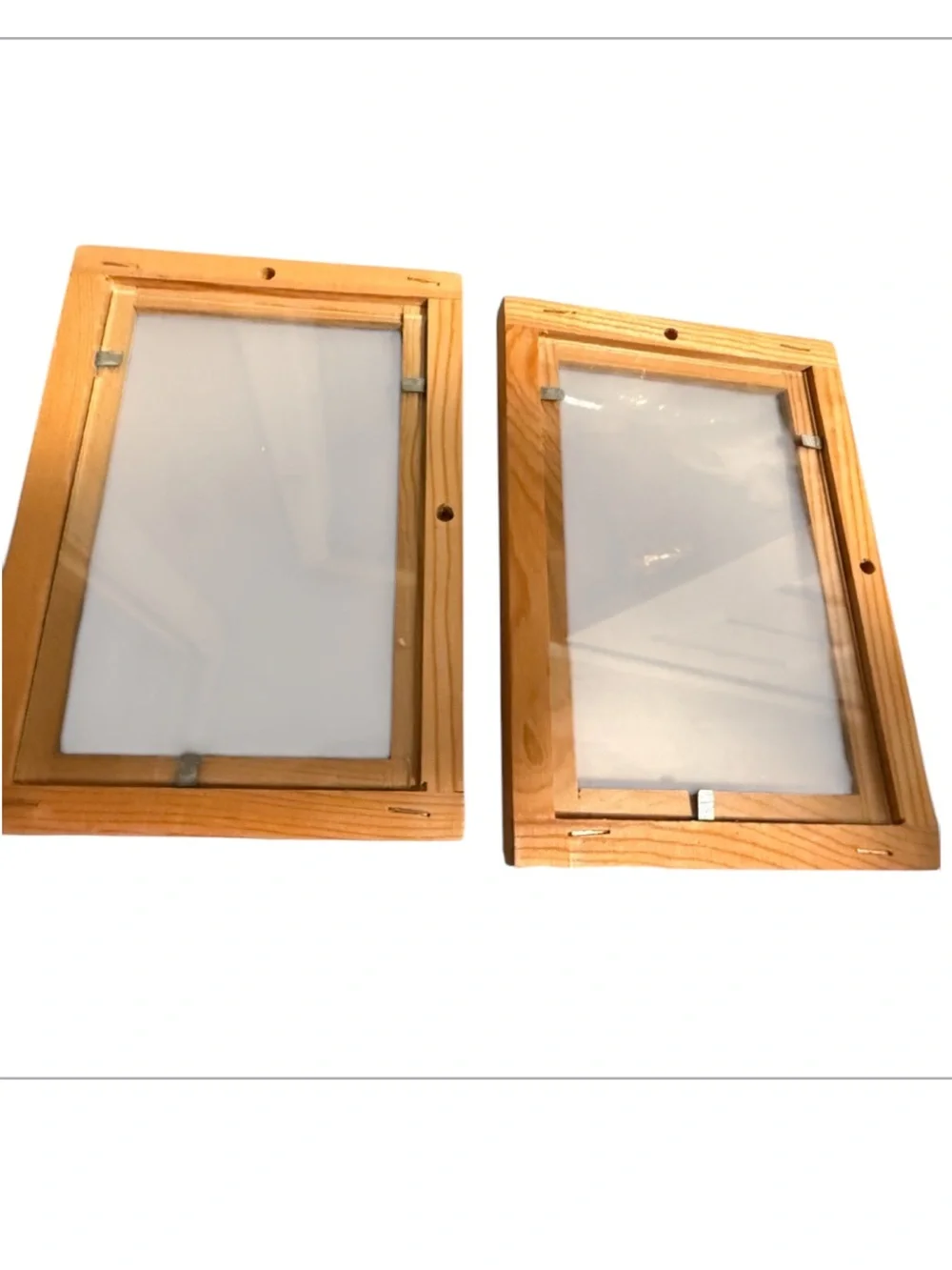 Vintage Set of 2 Simple Wooden Picture Frames in Natural Wood Tone